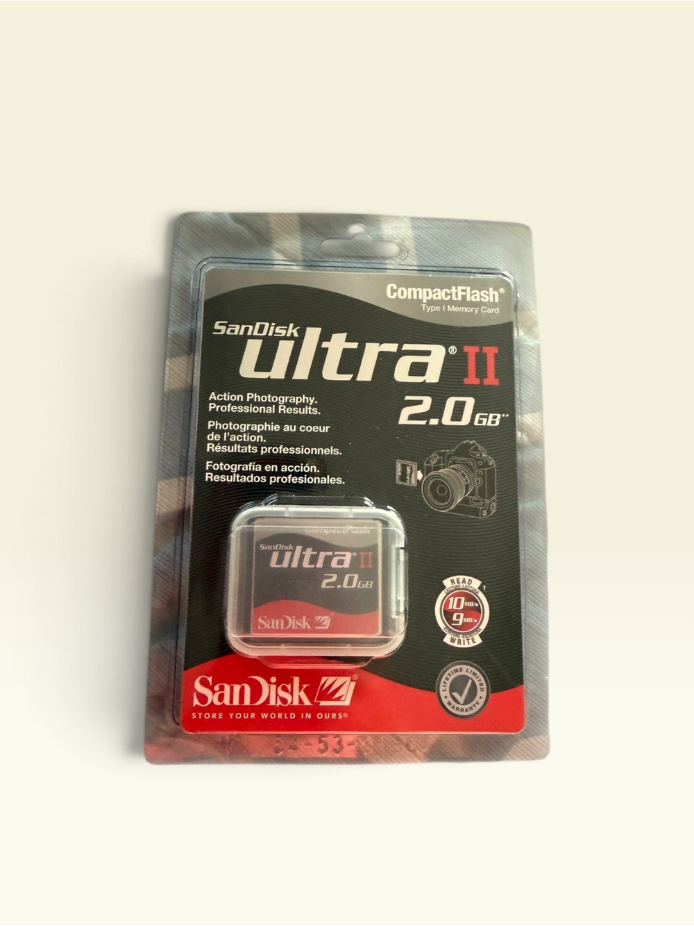 Andis SanDisk Ultra II 2.0GB Memory Card Packaging - Black & Red